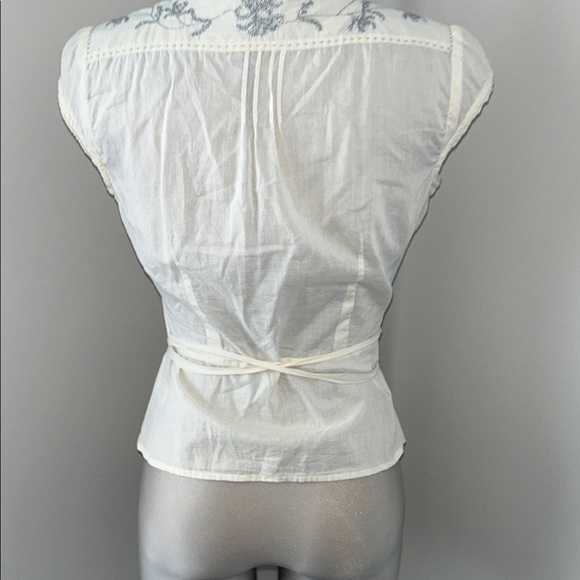 2pc bundle- Ribbed Women's Sweater & wrap around blouse - Picture 3 of 6